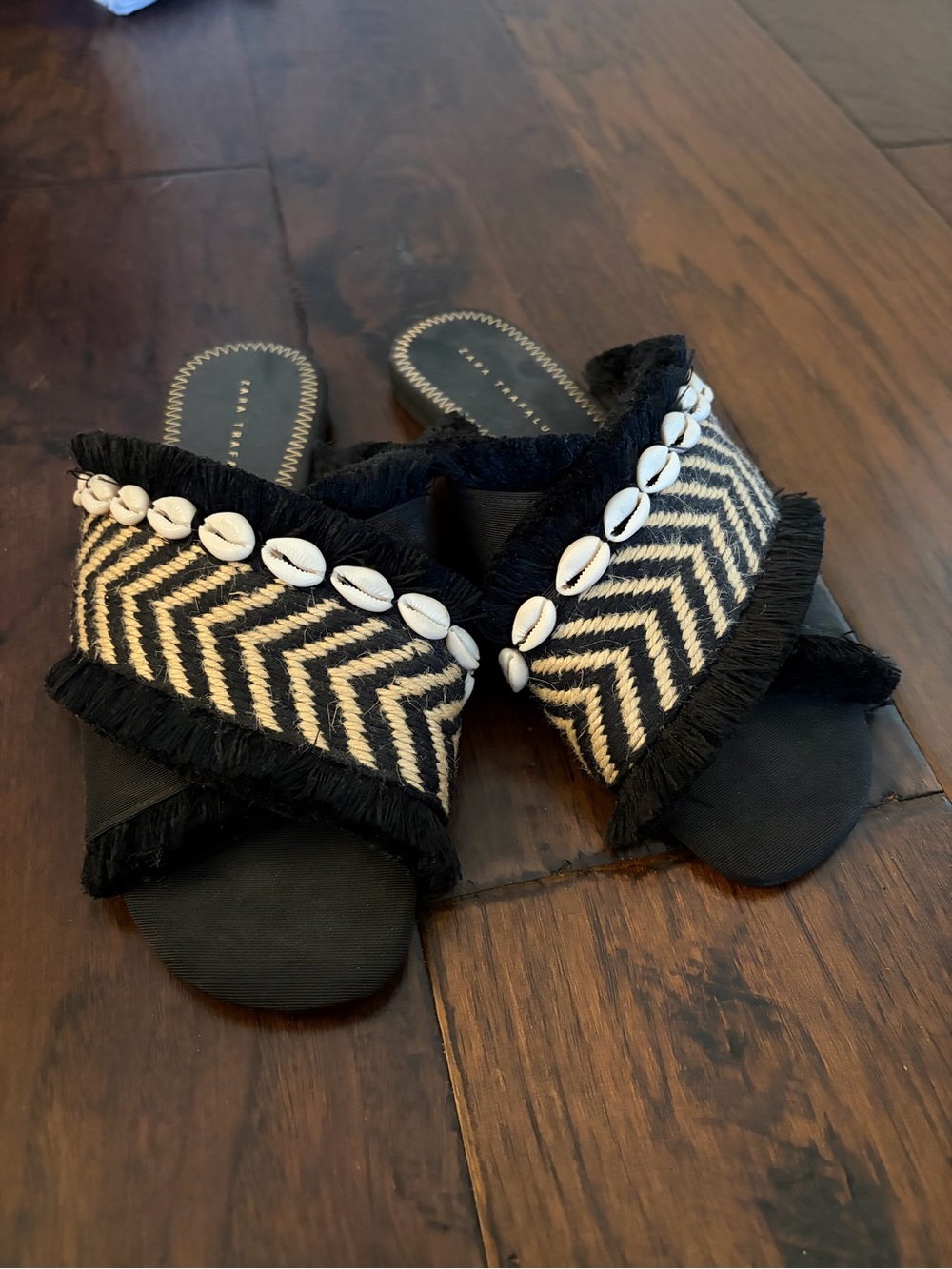 Zara Black & White Chevron Slide Sandals with Shell Trim